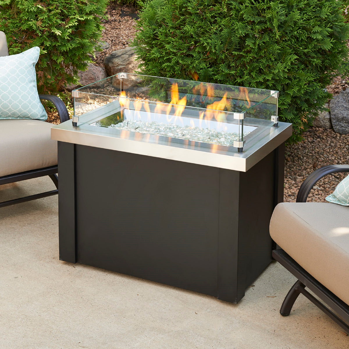Outdoor GreatRoom Providence Fire Pit Table